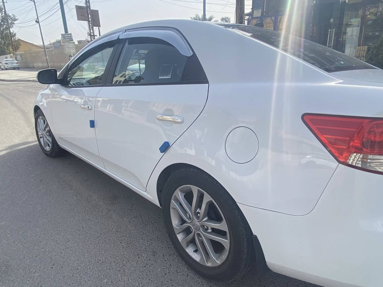 سيراتو ٢٠١١ خليجي الداخل لونين اسود ماروني كير ٦ نمر عادي اوتو ويل كب مري شفط رقم سليمانيه جديد سنويه الى ٢٠٢٧ تنتهي السيارة بأسم مره تريد وكاله تريد تحويل السونار مرفق غير متواجد على الفيس / ***********
