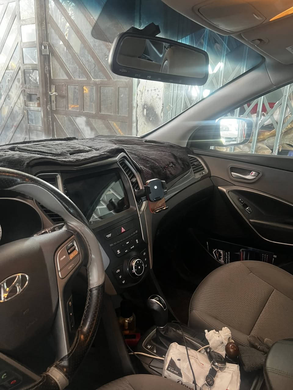 سنتافيا موديل 2018؟وارد أمريكي بيها صوت بلمحرك لأكن تشتغل ضربتها جنطه السياره كلها بلاديه تبريد تدفئه كهربائيات كلها على وضع الشركه تخم تاير كأمره شاشه أندرويد سعر 115\*********** مكاني بغداد وشرط التحويل
