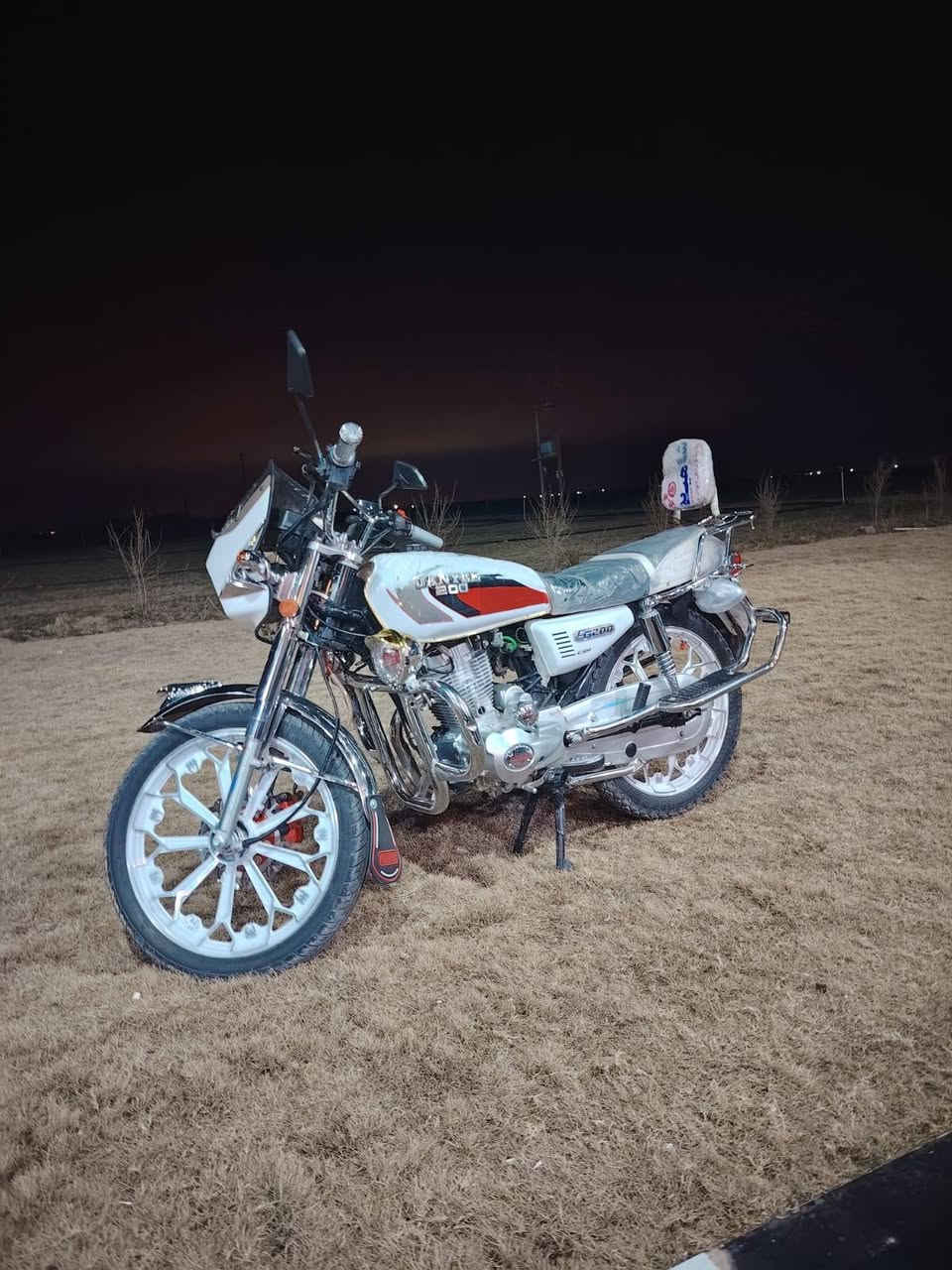 موطور جني ابو الكله موديل ٢٠٢٤ كلو ضع شركه محرك شرط ما مفتوح كهربايات جهاز شغال كلو شرط السعر ٧٥٠ وبي مجال هاذا رقمي ***********
