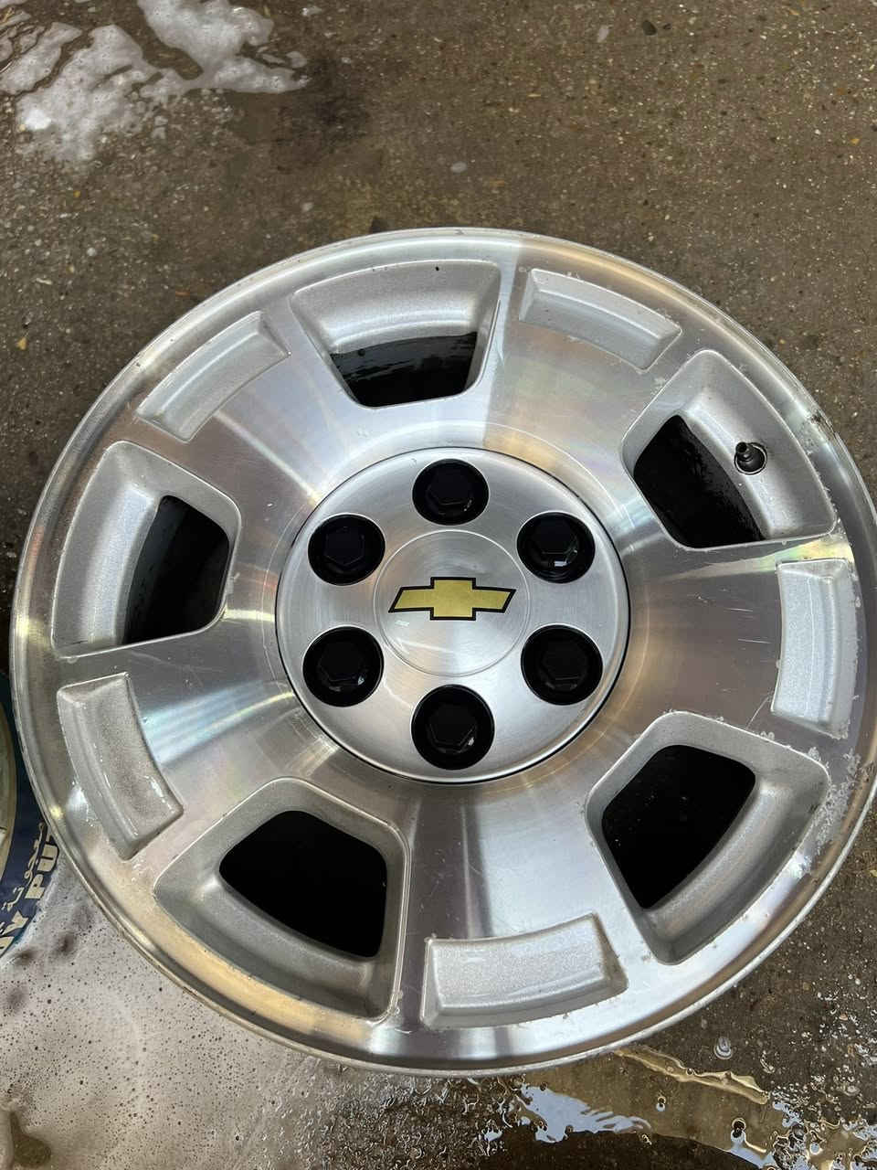 الس عليكم
ويل مال تاهو 2012للبيع اصلي جي ام 
مكاني العماره لاستفسار ***********
