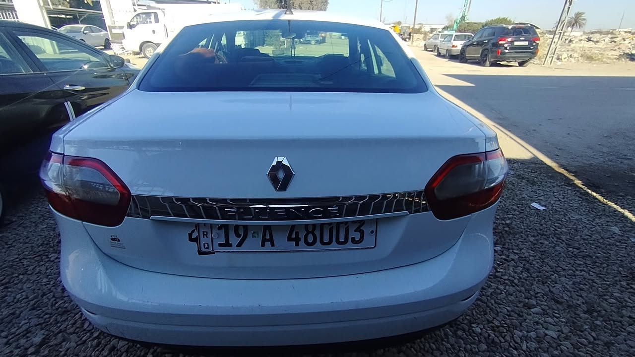 رينو فلاونس موديل 2016 رقم دولي كربلاء بيهة جاملغ وبنيد بدون داخل  سيارة نضيفة كلش كير مكينة حدادية تخم تاير جديد سعر 70  للاستفسار *********** مكان السيارة كربلاء
