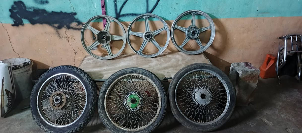 غراض تفصيخ كلشي وسعره
محرك ٧٥ شغال بس نمره ٣ خارطه 

متواجد خاص 
*********** واتساب
