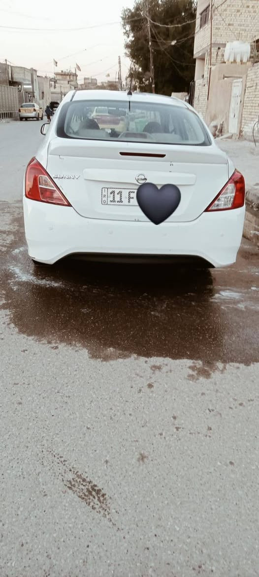 نيسان سني موديل 2019 للبيع
سياره جاهزه مابيها نقص مال بيت 
مكفوله كفاله عامه عدا ملاحظات بسيطه بالكَشر 
تخم تاير جديد 
صدر أمامي خلفي جديد 
مازدات ولايتات جدد
باتري جديد
سبايدر خلفي 
مكاني بغداد بلديات 
***********
السعر (108) بيها مجال شي بسيط
