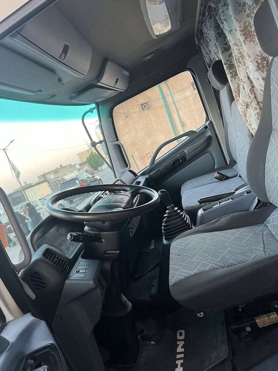 هينو حافضة دخول جديد مكينة ستة سلندر سوبر تسجيل بسم مشتري رقم بصرة مكان سيارة بصرة***********
