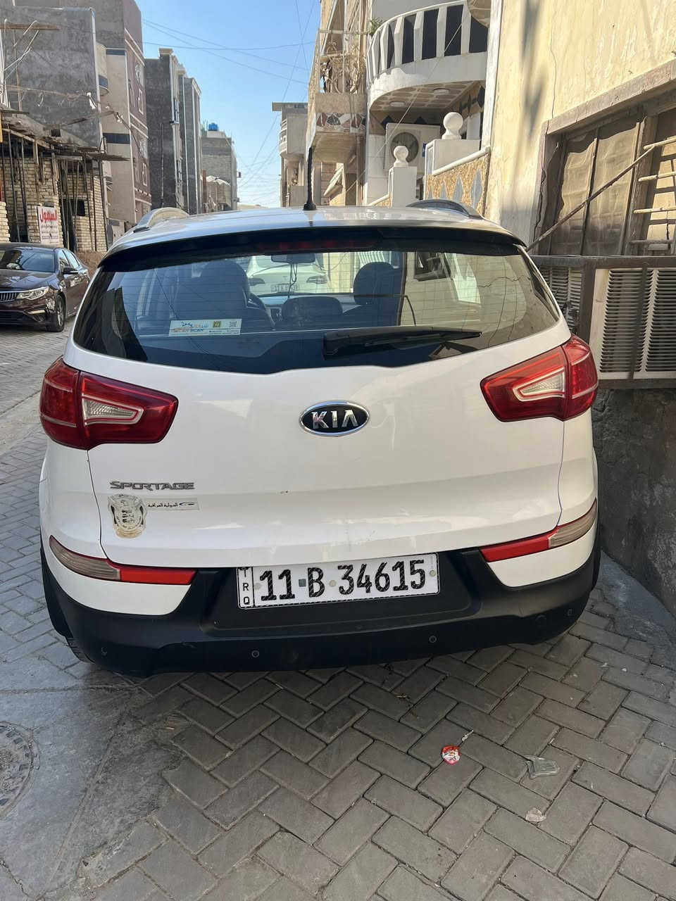 السلام عليكم  كيا سبورتج 2013 فول مواصفات وارد خليجي مكفوله من صبغ بيها بارد باب الصدر و قطعه صغيره بالجنطه مكفوله كير ومكينه وتبريد 
السعر 147 وبيها مجال حك جيه للاستفسار 
***********
