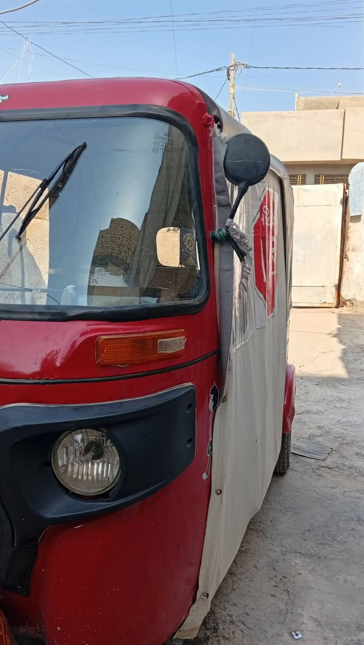 اسلام عليكم تكتك موديل 18
اوراق المصطفى مكينه مال عشرين 
تكتك جاهزه مكاني الحمزه الغربي 
السعر 3100وبيه مجال قليل 
***********
