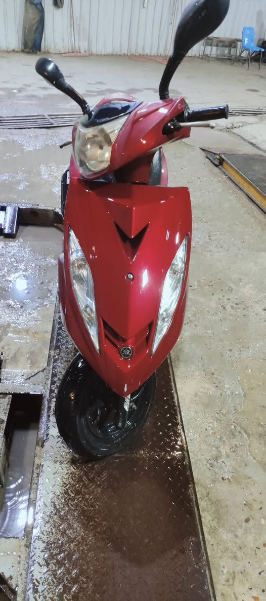 السلام عليكم دراجة للبيع GTR السعر 750 
مكينه ما مفتوحه البجم الأمامي تجاري
بي فطور للاستفسار واتس اب ***********
