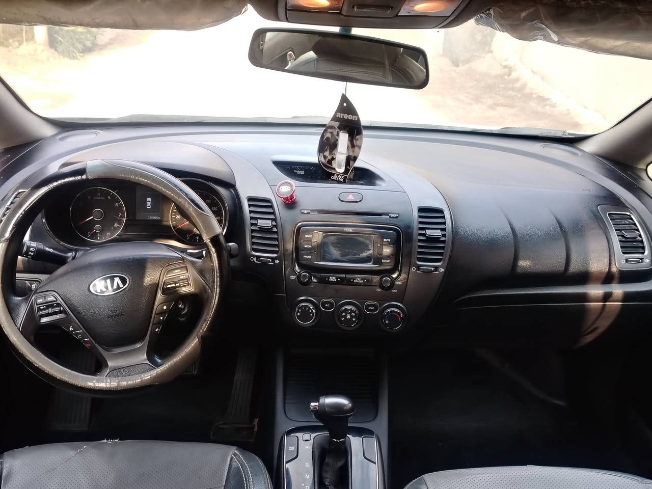 السلام عليكم
سيارة فورتي موديل 2017 
السعر ١١٨
الموقع ديالئ جديده الشط 
اتصال ع هذا الرقم ***********
