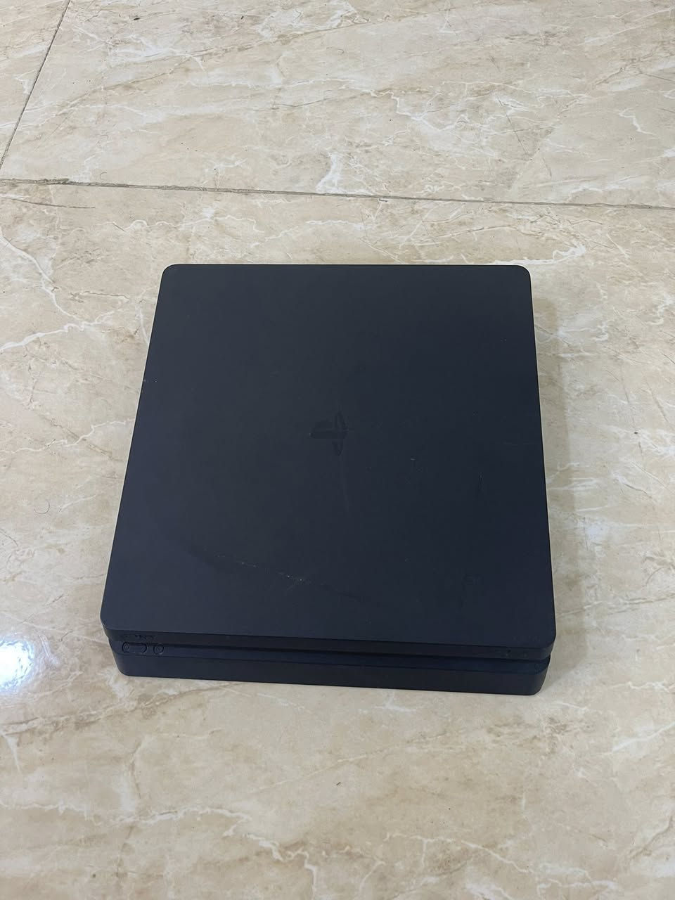 سلام عليكم بلي 4 سلم للبيع
لبلي نضافه فول ويا قرصين جيتي اي فايف وكريتوس الجزء 4

ويا كيبل اشدي ويا جوستك وحده

ذاكره 500 كيكه

السعر 250 بي مجال كلش قليل

بكاني البصره تنومه الصالحيه عقارات الشايب
رقم التلفون ***********
