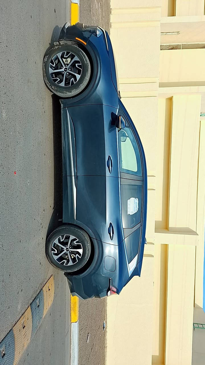 كيا سبورتج موديل 24  امريكي دخول جديد  حادثها واضح بصور  جاملق وبنيد طاك ايرباك الستيرن
سياره مواصفات EX فول عدا الفتحة 
كشن جلد ابيض ملكي 
هيترات بالكشن والكشن كهرباء 
بصمه تشغيل عن بعد 
 داريف مود اوتو هولد وباقي المواصفات 
لونها فيلي 
مكينة 2500 ماشية 28 الف 
موجوده بغداد دخول جديد بدون رقم ب 180$ 
***********
