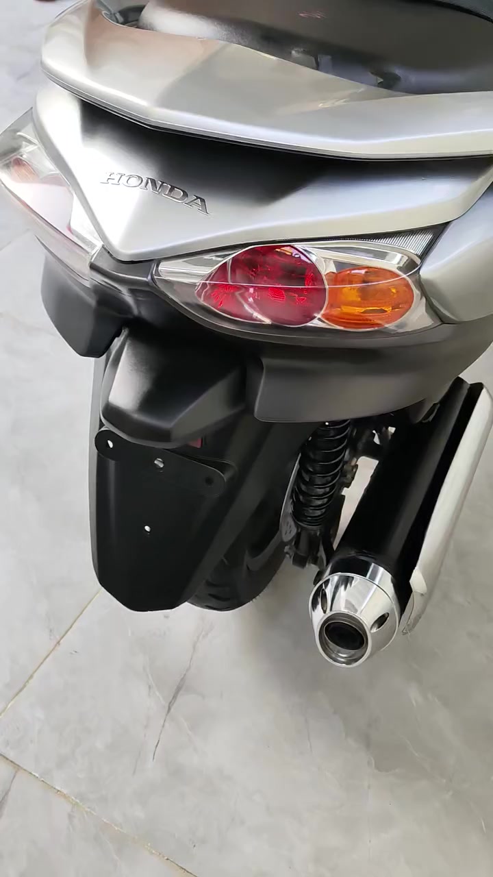 ماتؤري فؤرزة 010
يةك دينار مةسرةفي نيه

ماتؤرةكه رمپه يه 

سعر 15.  گلاية

شوين سليماني

***********
