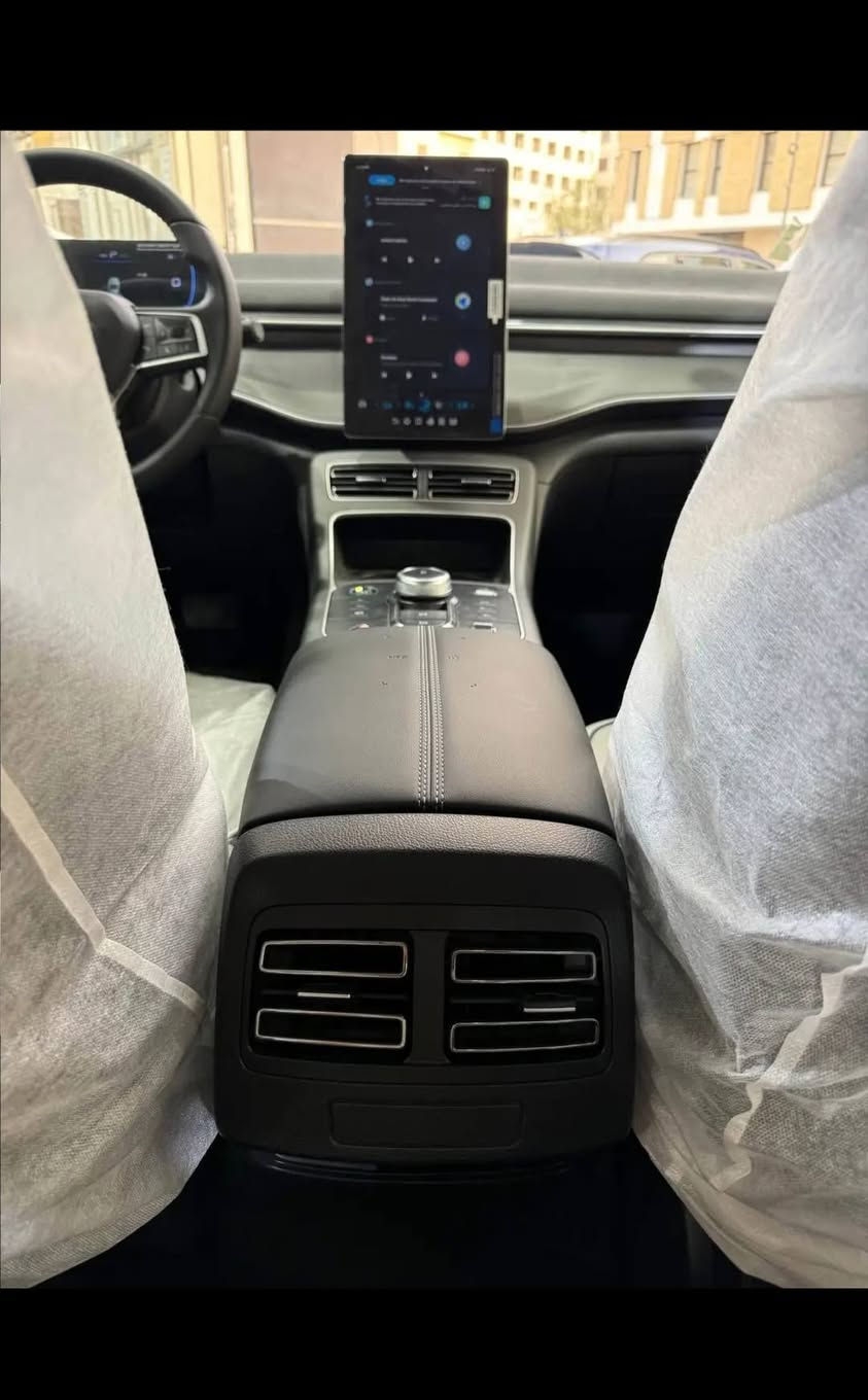 السلام عليكم البيع بي واي دي دستروير زيرو موديل ٢٥ صفر بس مال ترقيم مرقم وبسمي رقم بغداد سياره زلغ مابيهه فوول موصفات سياره بصمه كير ماوس ويل كب شاشه ايباد تشغيل عن بعد جلد فوووول مكاني بغداد رقمي ***********
