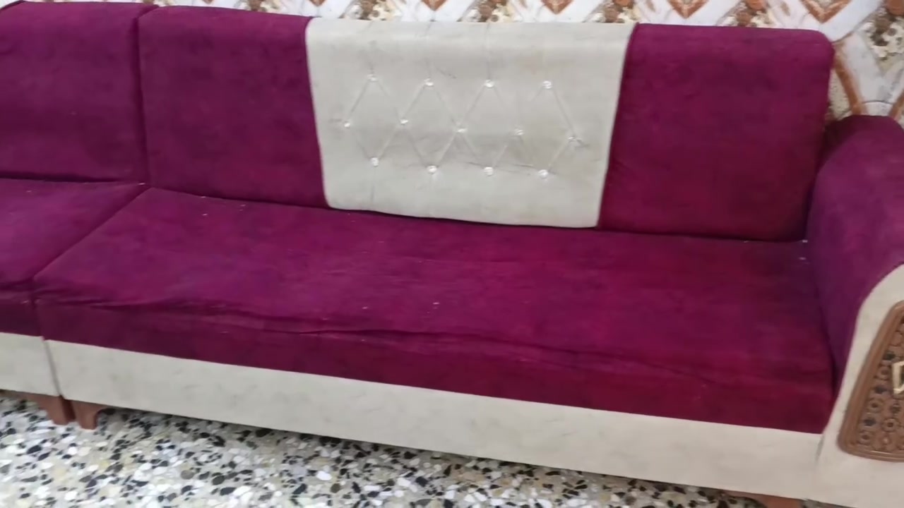 السلام عليكم تخم  للبيع نظيف عشر مقاعد طويريج وره الطابوه السعر 200 و بي مجال


**إذا كنت صاحب هذا الإعلان وتريد حذفه لأي سبب، رجاءا أرسل رسالة إلى الدعم الفني**