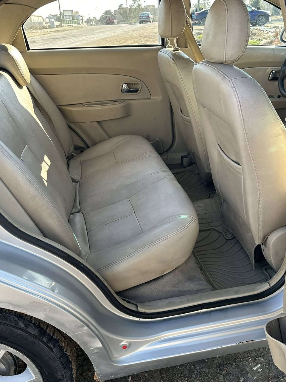 السلام عليكم شيري فلاوين البيع موديل 11 رقم بغداد بسمي سنويه ال30 جديد كفاله لا ضربه ولا ضبغ كير مكينه خير من الله حداديه امامي خلفي جديد كهرباىيات كله شغال باتري جديد. تخم تاير جديد قبل شهرين شادهن كشناته نضيفه شاشه تبريد شغال الاستفسار اكثر 
***********
بابل الاسكندريه
السعر32 بيه مجال
