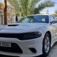 تجارجر للبيع موديل 2016 وارد امريكي  السياره ضربته جاملغ وشويه من البن...