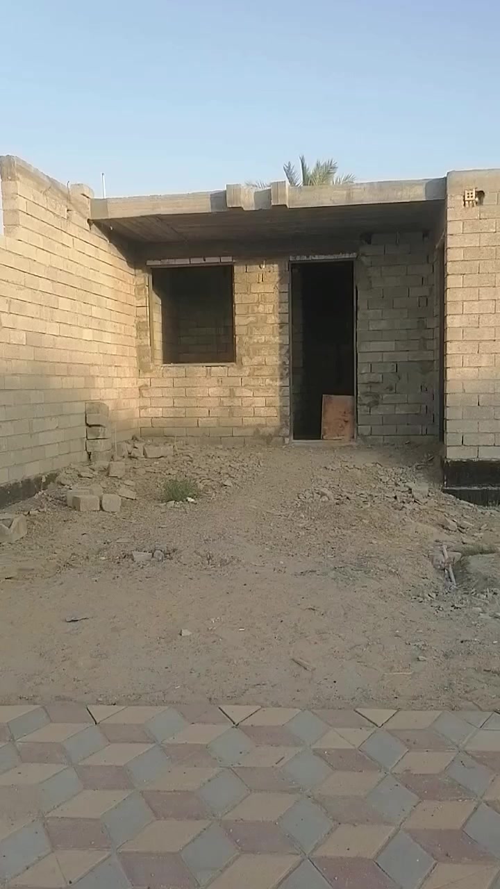 هيكل للبيع قرب محطه الكهرباء شارع البوربيع المساحه ٣٠٠ انزال ٢٥ الوجه ١٢.               السعر/ ١٠٠ وبيه مجال.                                          إتصال/*********** أبو عبدالله
