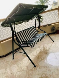 مرجوحة حديد • ٣٠٠ كغم • ٣ نفرات