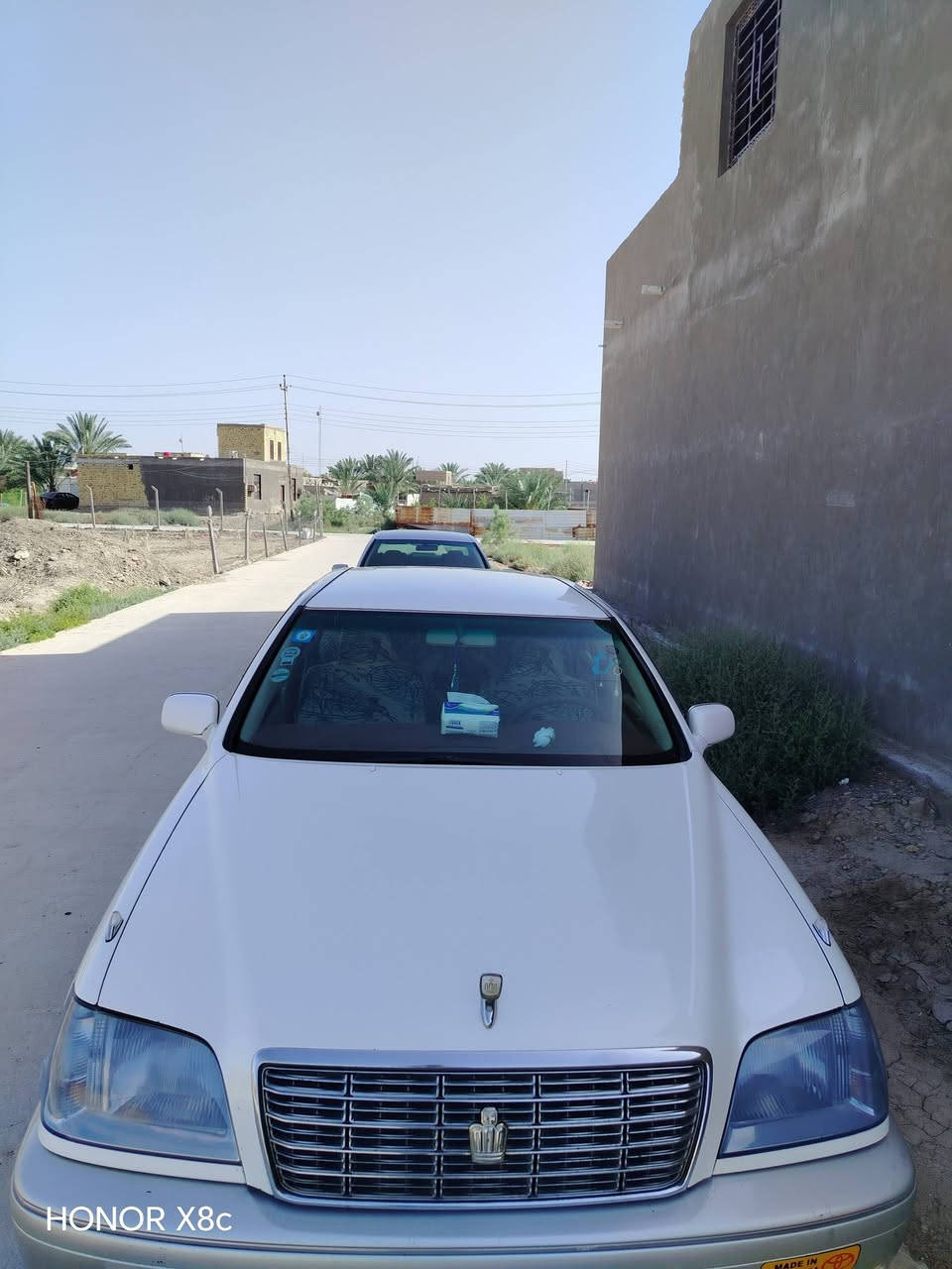 ملكه للبيع رقم بصره انكليزي السعر ١٣٥ مكان سياره ناصريه ***********
