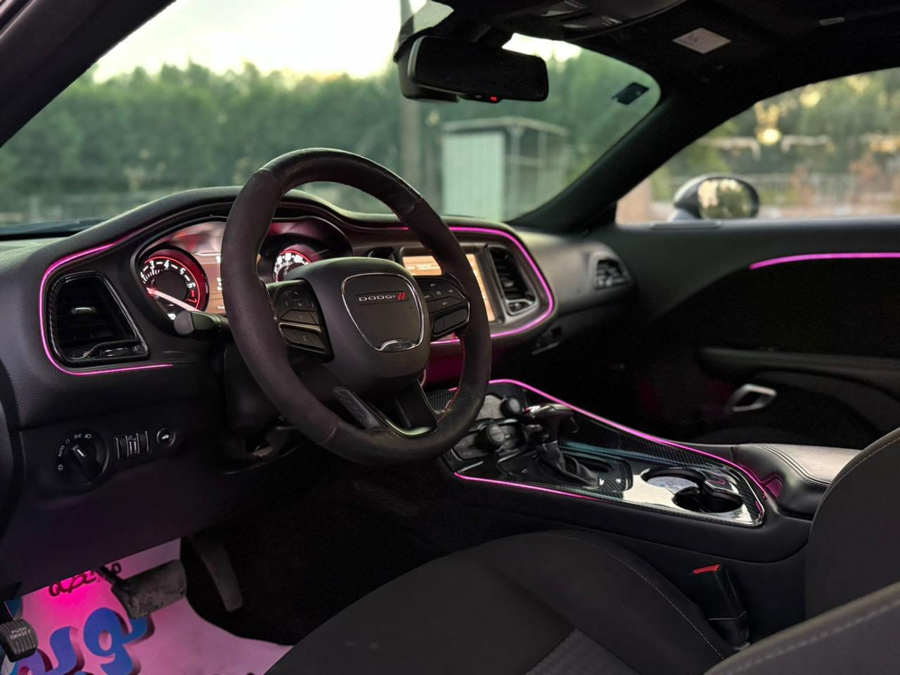 السلام عليكم
جالنجر 2023 GT 
السياره كلين بدون صبغ ولا ايرباك 
السياره فول الفول 
بغداد شارع فلسطين 
***********
