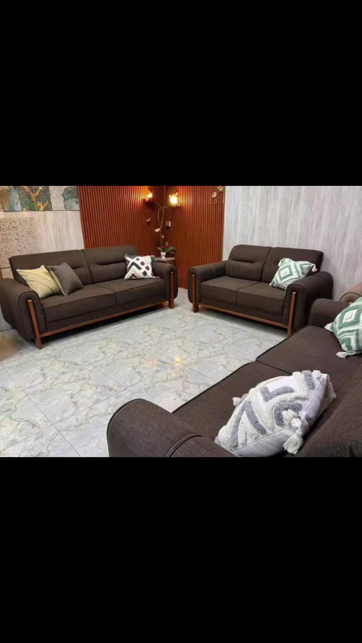 🧿﷽ 🧿انتباه❗❗❗❗
عروض خياليه ًيتوفر لدينا كافه الموديلات 👉🏻
 تخم كامل 10 مقاعد ب 450 الف ❤️
تخم 8 مقاعد ب 400 الف 😍
تخم 7 مقاعد ب 375 الف 👉
تخم 6 مقاعد ب 325 الف 😜
نص تخم 5 مقاعد ب 275 الف 🌹
تخم عراقي درجه اولى💯🔻خشب جام روسي🇷🇺 المقعد بلوك اسود 🔺 سفنج مميز درجه اولى👉🏻 🔻 قماش تركي 🇹🇷 حسب اللون والطلب📦كل ما عليك دز رقمك و عنوانك بالكامل و صورة التخم المطلوب و راح نثبت الحجز و ندزه الكم بقرب وقت ممكن🔺والتوصيل متوفر جميع محافظات العراق الحبيبه 🚛🔻 للطلب او الاستفسار يرجى مراسله 📨الصفحه او الاتصال على الرقم واتساب ***********
