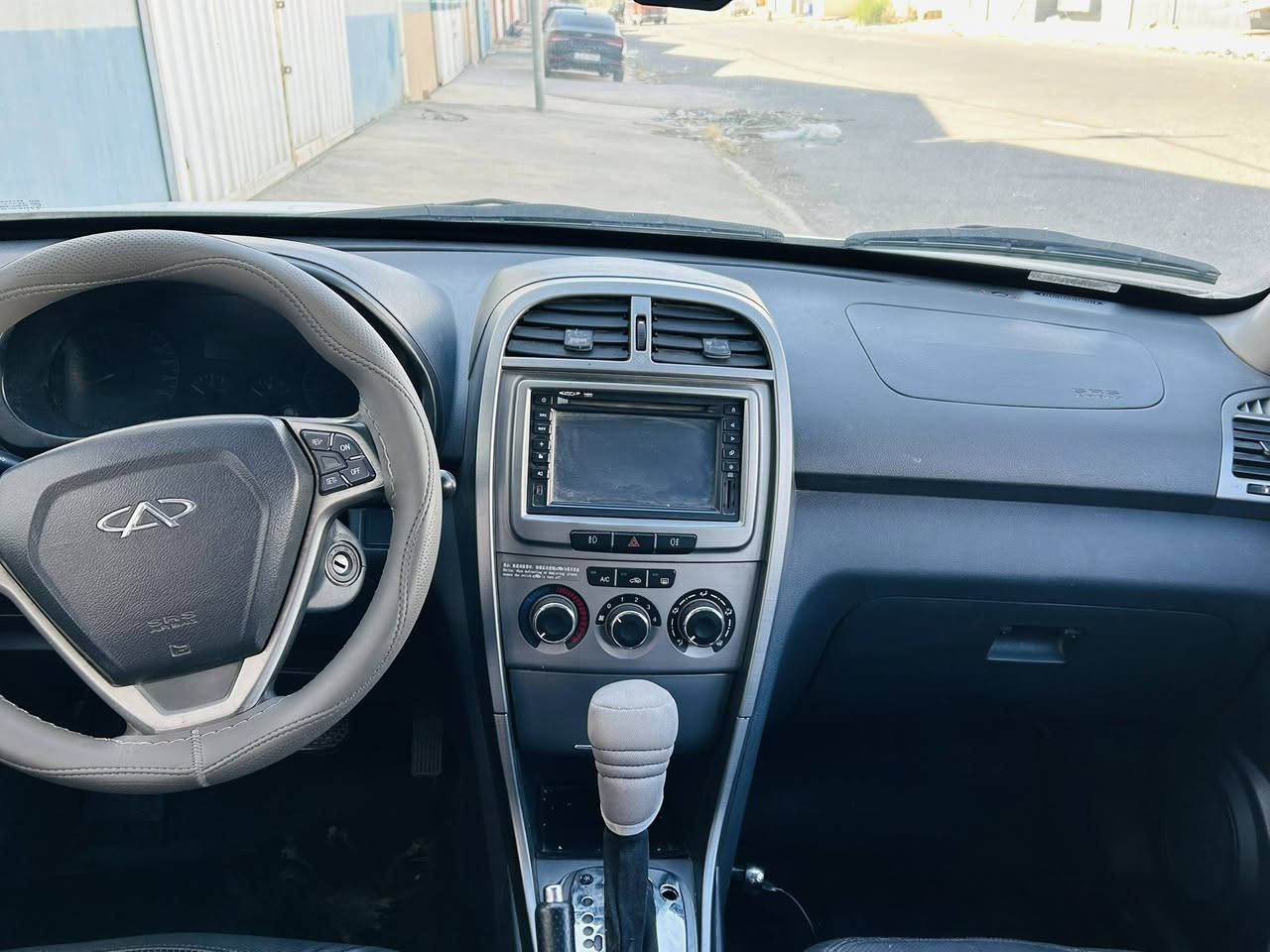 گير ميكانيك
محرك ٢٠ 
قطعة وحدة مصبوغة (باب صندوق)
سعر البيع ٦٢ ورقة 
عليه ١٢،٥ ورقة غرامة تنزل من السعر 
صافي ٤٩،٥ ورقة 
سيارة كير محرك تدفئة تبريد مكفولة 
هزة جديدة
سنوية ساقط 
وكالة باسمي
رقم السيارة اربيل و مكان اربيل 
واتساب ***********
