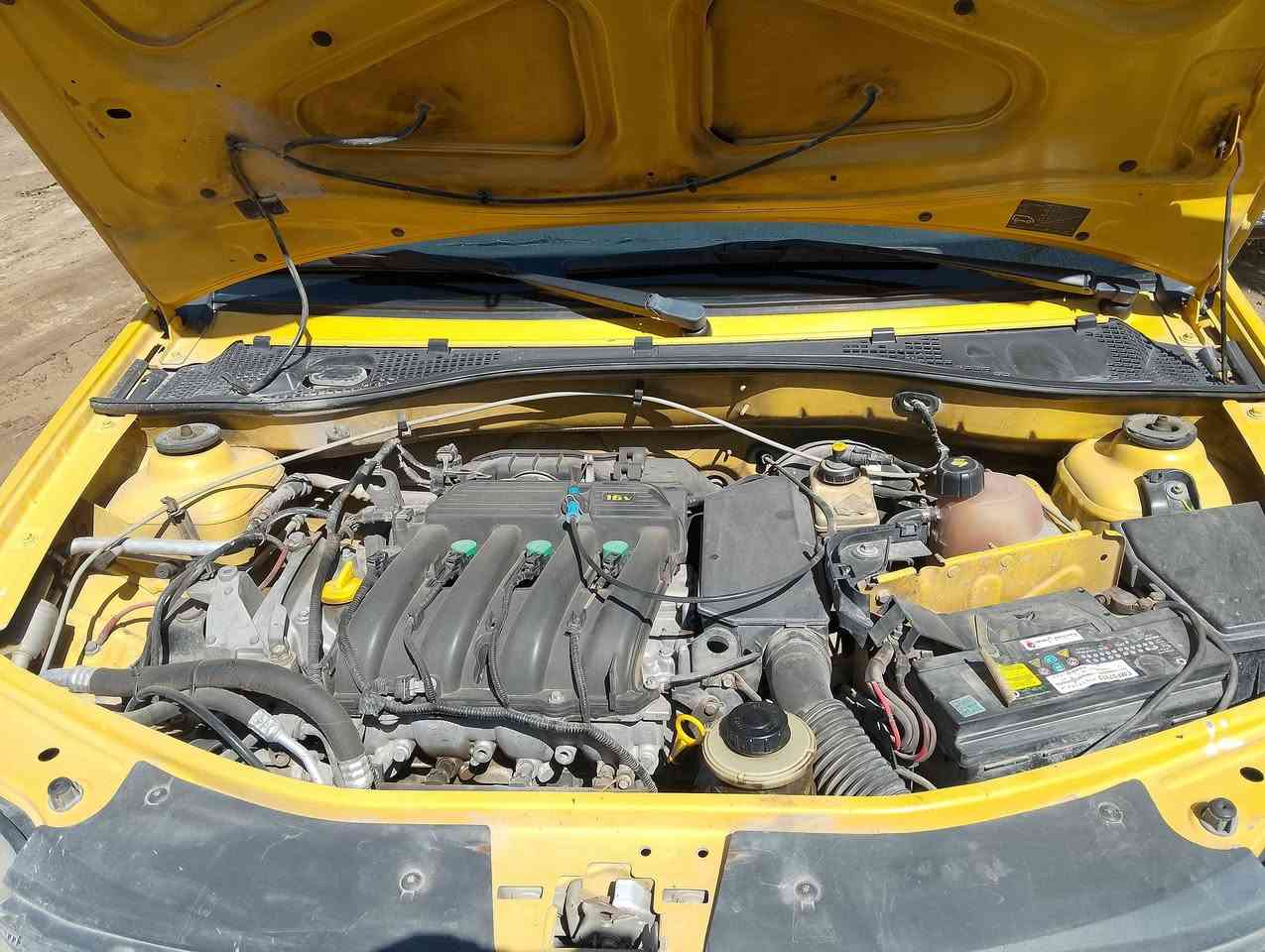 سلام عليكم رينو للبيع سبعه راكب خط وبحث جاهزات كير مكينه جديده موديل ٢٠١٠ تخم تاير جديد اتصال استفسار عله هاذا رقم /***********
