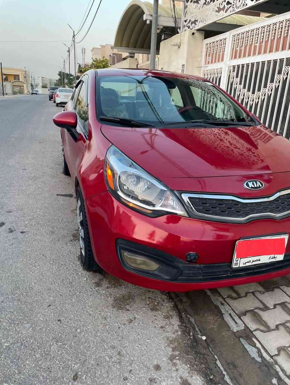 السلام عليكم
كيا ريو للبيع موديل 2013 
رقم بغداد بأسمي سنوية نهاية 2026
المواصفات :
محرك ١٦٠٠ 
كير ٦ نمر رياضي
تحكم ستيرن
شاشة 
كاميرا
Eco
ABS
السيارة نظيفة جداً استخدام شخصي حتى كتلوكات الشركة بيها
حادثها بسيط
السيارة موجودة بالنجف
السعر 90 وبيها مجال قليل

***********
