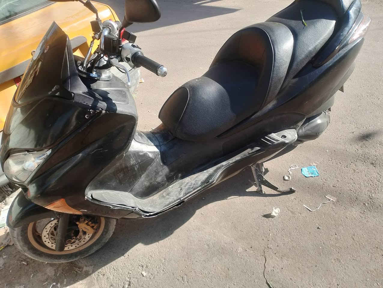 السلام عليكم دراجه فورزا 08 دراجه خير من الله محرك ما مفتوح ماشيه عشرينات 850 وبيها مجال مكاني بغداد الكريعات للاستفسار الاتصال على الرقم ***********
