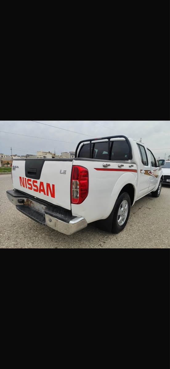 نیسان ناڤارا 2009 گێرومەکینەی بیلاد ئۆتۆماتیک  کامل ئەوراقو مەنەفێست اصلی لەگەلدایە 3 پەلە بۆیاخی هەیە کەمێک تەرزەی هەیە سەیارەکە مالی دۆستە کامل مەسروفە بەس ماشااللە ئەوێت گێرومەکینەی بەشەرت مەکینەی تازە تەشفید کراوە زۆر مەزبووتە سعر 65 گەلا مەعامەلەیەکی کەم شوین سلیمانی رقم تلفون 📞 ***********📞***********📞 السليمانية, العراق
