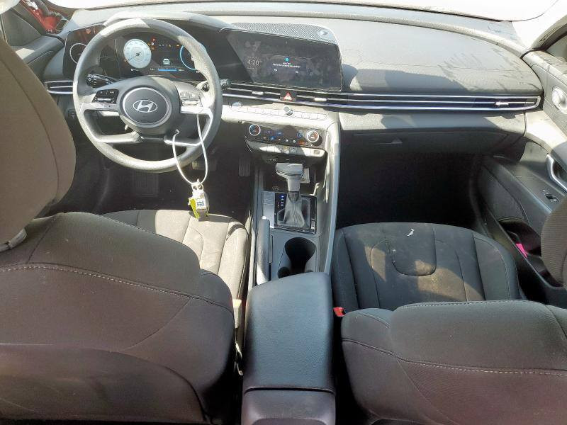 السلام عليكم انتره اللبيع
موديل ٢٠٢٤ 
نص فول 
الحادث موضح بلصوره 
السياره موجوده بلحره 
شوكت متريد طببه تريد على كتاب الشهداء تريده حره بكيفك  
السعر نتصل وسهله 
رقم ‏‪***********‬‏
