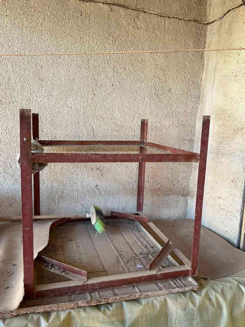 متاح. ميز حديد يرهم للمبردة جديد ما مستعمل.


**إذا كنت صاحب هذا الإعلان وتريد حذفه لأي سبب، رجاءا أرسل رسالة إلى الدعم الفني**