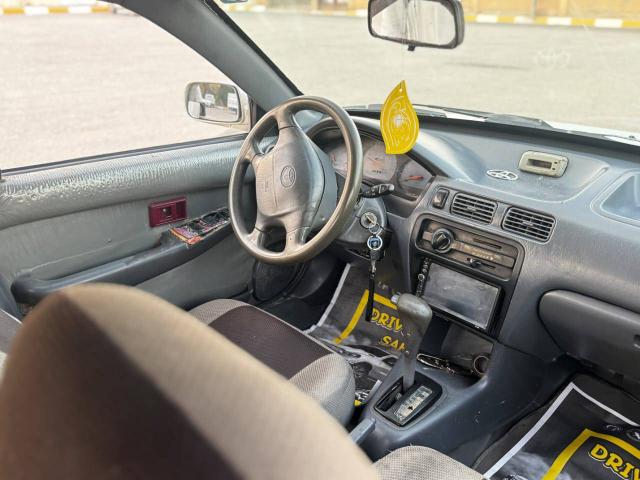 سلام عليكم كورلا موديل 2000  
رقم بابل
محرك بدايه تبخير
كير نضيف
صدر تعبان الكشر مثل ماموضح كدامك
السعر 28قفل
رقم الهاتف.***********
رقم الهاتف.***********
العنوان .بغداد ابي غريب
