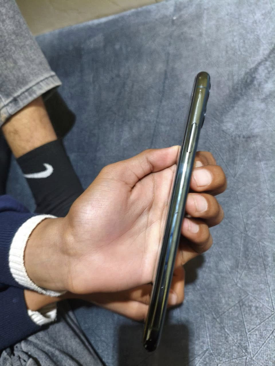 السلام عليكم ايفون 11 برو ماكس للبيع شرط انطيك كلمه ما مبدل بي كلشي نضافه واحد كياره بس البطاريه 78 دبل سيم نموذج M ذاكره 256 تشوفه بعينك المكان جنوب الموصل القياره


**إذا كنت صاحب هذا الإعلان وتريد حذفه لأي سبب، رجاءا أرسل رسالة إلى الدعم الفني**