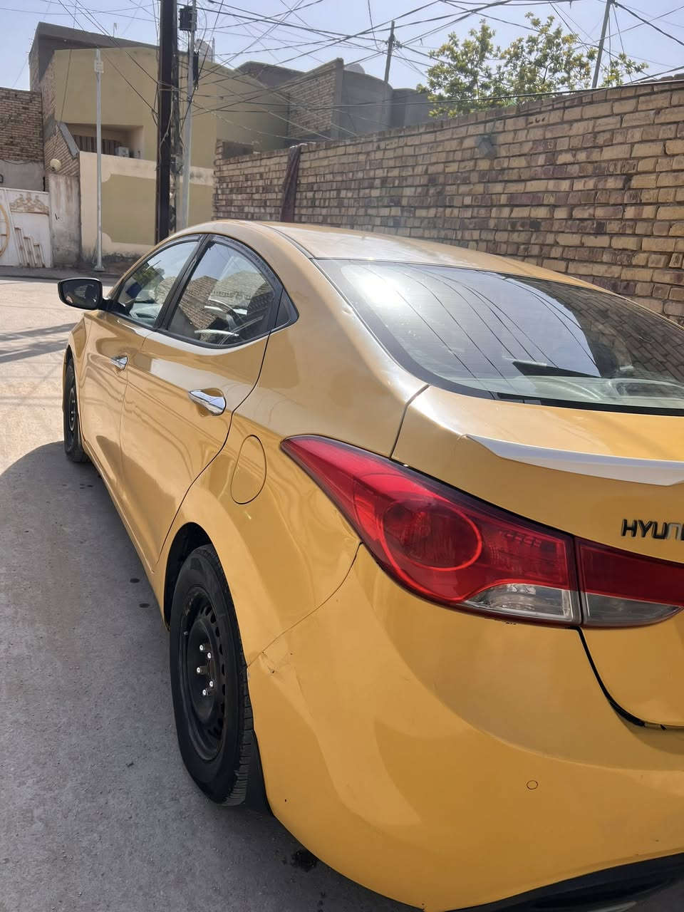 السلام عليكم
النترا تكسي موديل 2013 خليجي مكينة 1800 المرغوب رقمها ١٧ مثنى ورقمها مميز  فول مواصفاة شاشة تحكم فتحة بانوراما بصمة شبه مكفولة السيارة بيها اقل الشبر بالبنيد رصعة وخير من الله كير مكينة نظيفة بـاسمي كبل اداور مكاني الديوانية المركز رقمي سع/ ١٠٨$
*********** 
***********
