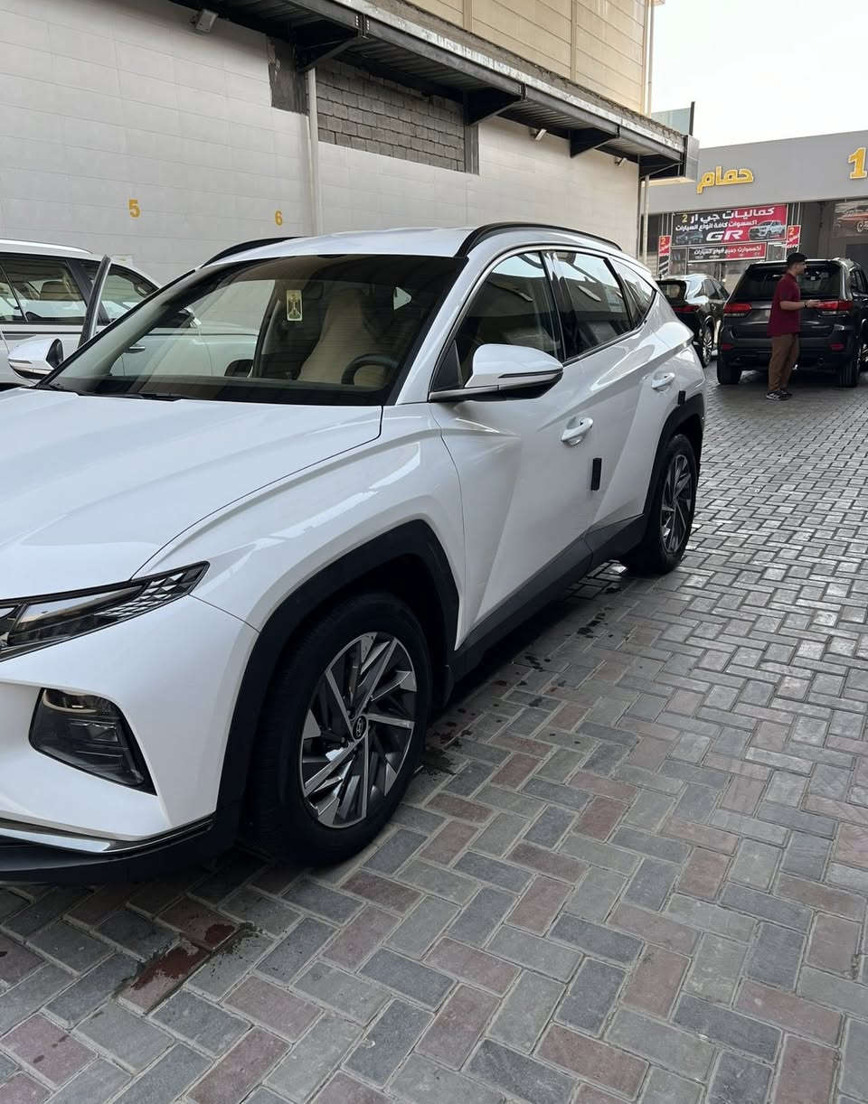 السلام عليكم
توسان خليجي 2023 ماشية 42 رقم بغداد السيارة نظيفة جداً بيهة صبغ المكان الي مأشر بالصور بين الباب والجاملغ وبيهة بارد بنفس الباب والباب الخلفية سعرهة 200 ورقة مكاني بغداد للاستفسار  
 *********** 
مكلف بالنشر……
