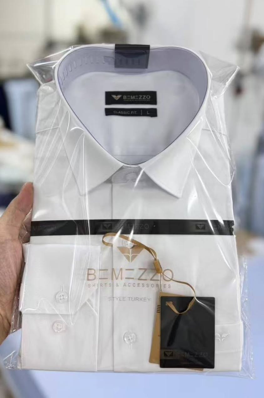 يا الله تم وصول 👇 أسعارنا مغريه 
قيمص ماركة بنزو رجالي الوان مميزه 
العنوان:-داخل عمارة الحاج عاشور 
مجاور كراج بغداد الموحد.
للاستفسار/ يحيى/ ***********
@أبرز المعجبين
