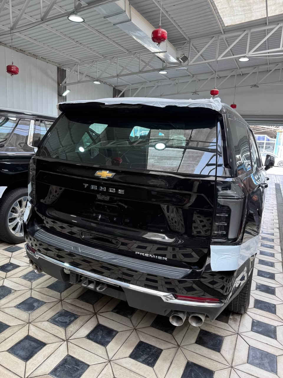 شركة الخليج العربي بغداد النهضة الشارع الثاني (*********** / *********** / ***********)
السعر (114.500مليون) مع الرقم 
* تاهو برايمر زيرو 2025 الشكل الجديدي رقم بغداد 
* ⁠ضمان وكالة المنصور 
* ⁠الموديل 2025 رقم بغداد
* ⁠اللون اسود العداد (زيرو)
* ⁠حجم المحرك : 5.3 Cc
* ⁠خمس كامرات محيطية 
* ⁠نظام الرفع (جكات)
* ⁠دفع رباعي (4 * 4)
* ⁠فتحة سقف (بانوراما)
* ⁠شاشات عدد (3) 
* ⁠دوسات كهرباء 
* ⁠ردادارات تحديد مسار 
* ⁠قيادة ذاتية توقف ذاتي 
* ⁠كراسي كهرباء تبريد وتدفئة 
* ⁠جنطة كهرباء 
* بصمه تشغيل بصمات ابواب 
* رادار نقطة عمياء تحديد مسار 
* نظام تشغيل واطفاء السياره ذاتي نظام تحديد مسار
* ⁠حساس امامي خلفي 
* ⁠شركة الخليج العربي 
بغداد النهضة الشارع  الثاني ***********
السعر (114.500 مليون دينار) مع الرقم 
نضام البيع المباشر والمراوس (جملة مفرد)
ملاحظة:- يتوفر لدينا جميع انواع التاهو الجمسي بغداد, العراق
