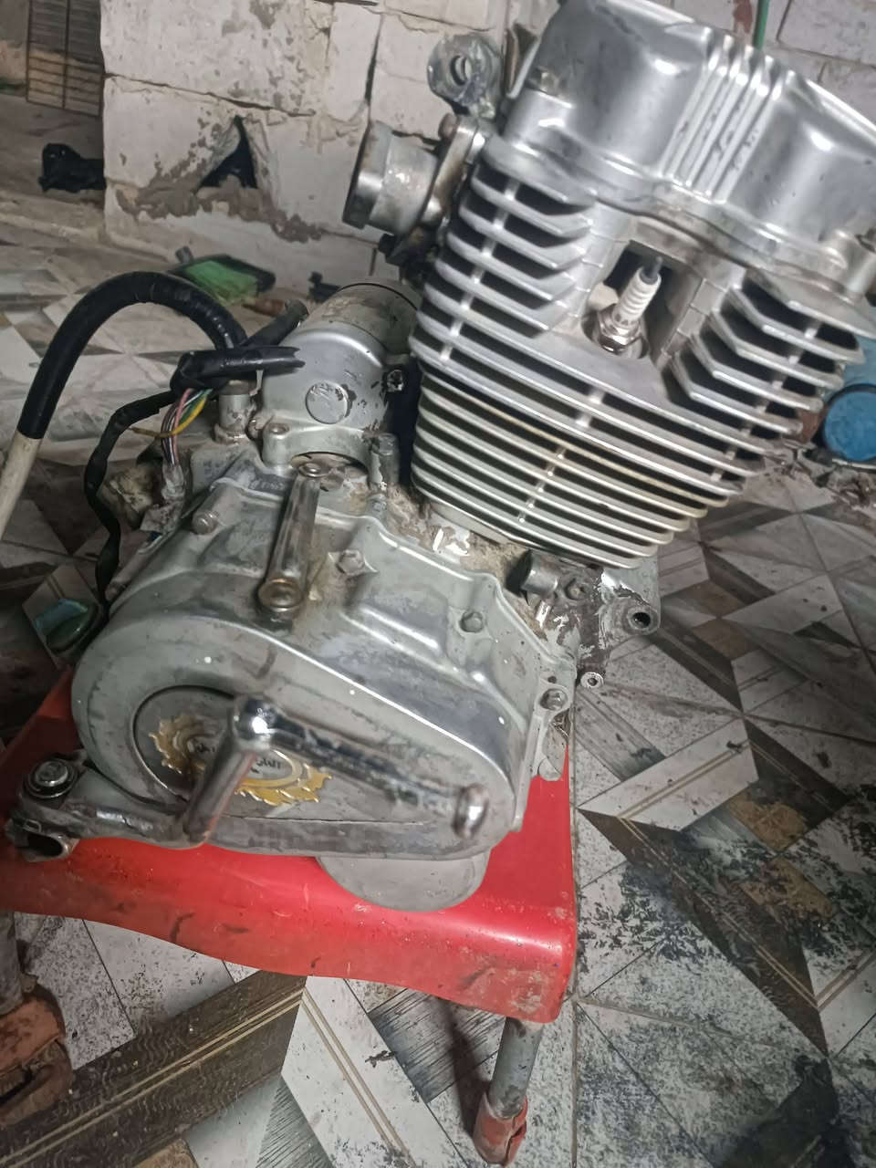 محرك للبيع لاتنقصيص ولاتبخير شراي يتصل ع هذه رقم ***********
