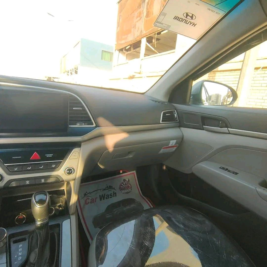 السلام عليكم 
النترا 2017
بيع مستعجل السعر 115 وبيها مجال جدا قليل 
وارد امريكي مكينه 2000 دوش
كير ايتي
مدوشمه ارضيات وكشنات
السياره خير من الله ماناقصها شي وهواي بعد بيها تفاصيل 
حادثه ب امريكا فقط خشم البنيد
صور امريكا مرفقه بالمنشور
العنوان كوت 
للستفسار الاتصال
***********
