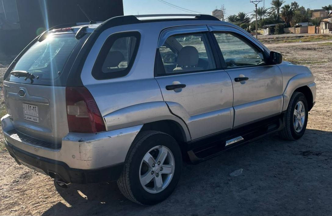 كيا سبورتج خليجي موديل 2009 بيه جاملج  باب اليسرالسعر 90$وبيه مجال للاتصال *********** وستاب/*********** اتصال
