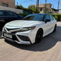 للبيع كامري موديل 2023 فول مواصفات xse توكلر 6 سلندر ماشيه 40 الف مايل...