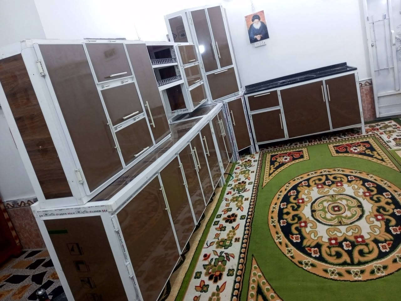 يا رزاق للبيع السعر 925 أخو الجديد تسكام فرته كله ست أمتار أو نص بس السنك مرمر الشراي يراسني خاص ادزله الفيديو والعنوان ***********
