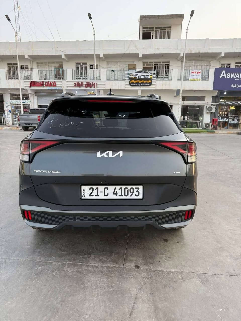 السلام عليكم
كيا سبورتج اكس لاين موديل٢٠٢٣  

عداد المسافه 84 الف كيلو 

فول مواصفات 

مكينة 2500

بصمة 

بانوراما 

فول كشنات جلد كهرباء تدفئة 

شاشة كبيرة متصلة 

حساس امامي خلفي 

شحن وايرليس

رادار مانع تصادم

جنطة كهرباء

تشغيل عن بعد

تحديد مسار

حادثها  موضوح صور 

جاملغ مبدل نفس لون 

ربع بنيد مصبوغ فقط 

باقي  وضع الشركة 

رقم شمالي باسمي تحويل مباشرة سنويه هزه جديد 

السعر 214 ورقه 

اي استفسار 

*********** مهندس علي 

مكان بغداد الدورة 

غير متواجد عل فيس 

بيع فقط
