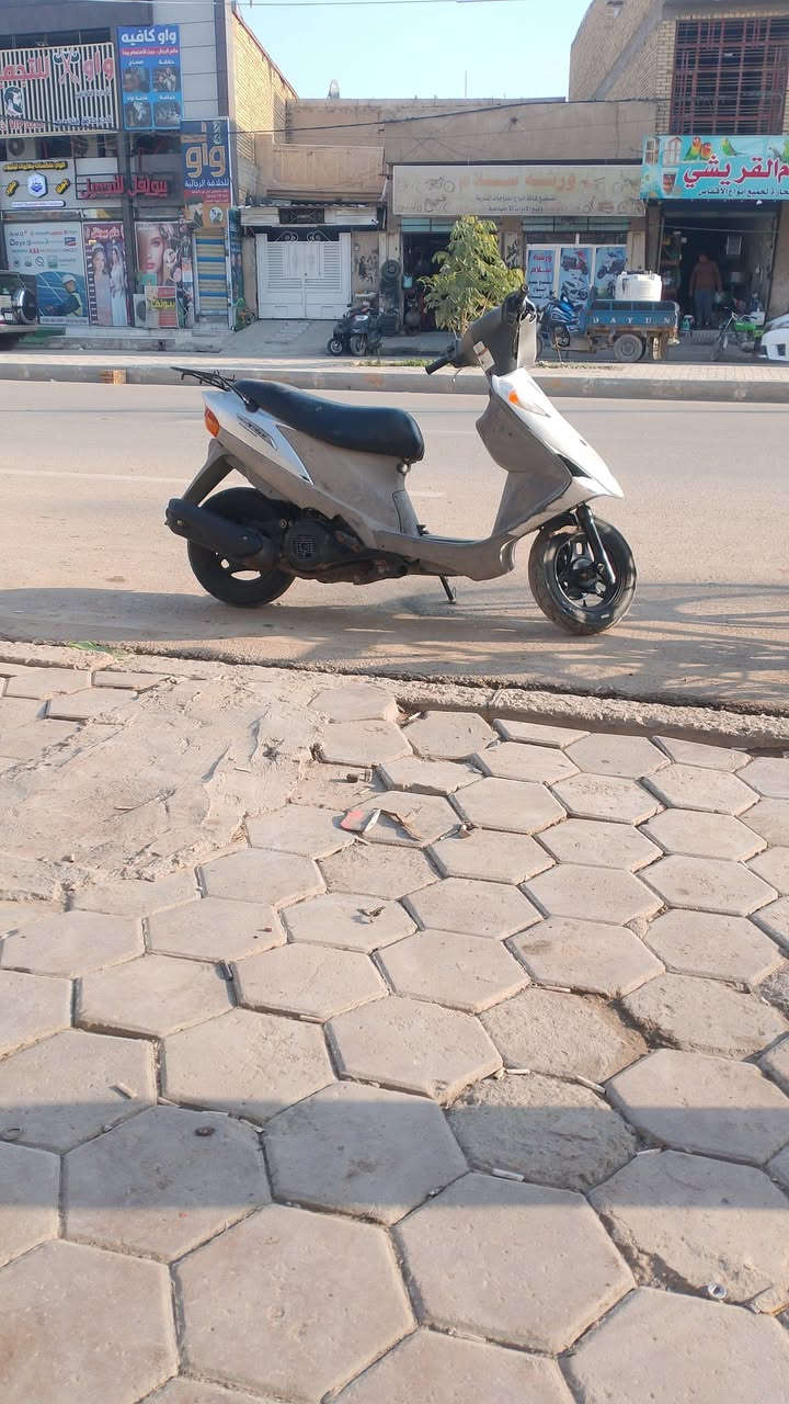 سلام عليكم 
دراجة ادرس ياباني للبيع 
للاستفسار اتصل على الرقم ما موجود بلفيس 
***********
