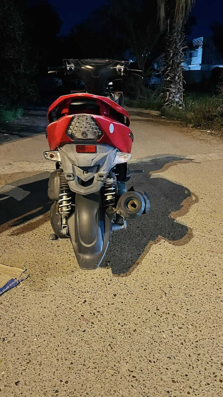 السلام وعليكم جيتي ار للبيع دراجه بلاديه كفاله المكينه شلعه ومعدل كلشي شغال السعر خاص ***********
