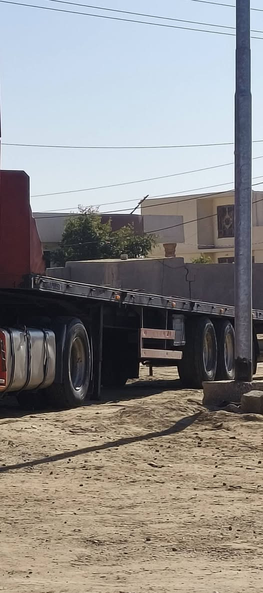 للبيع سكانيه موديل 2004 راس وعربانه رقم بغداد ثلاث لوحات سنويه 28 تخم تاير مكينه 4خطوط كير ٤في ٤
السعر 165 وبيه مجال قليل ***********
