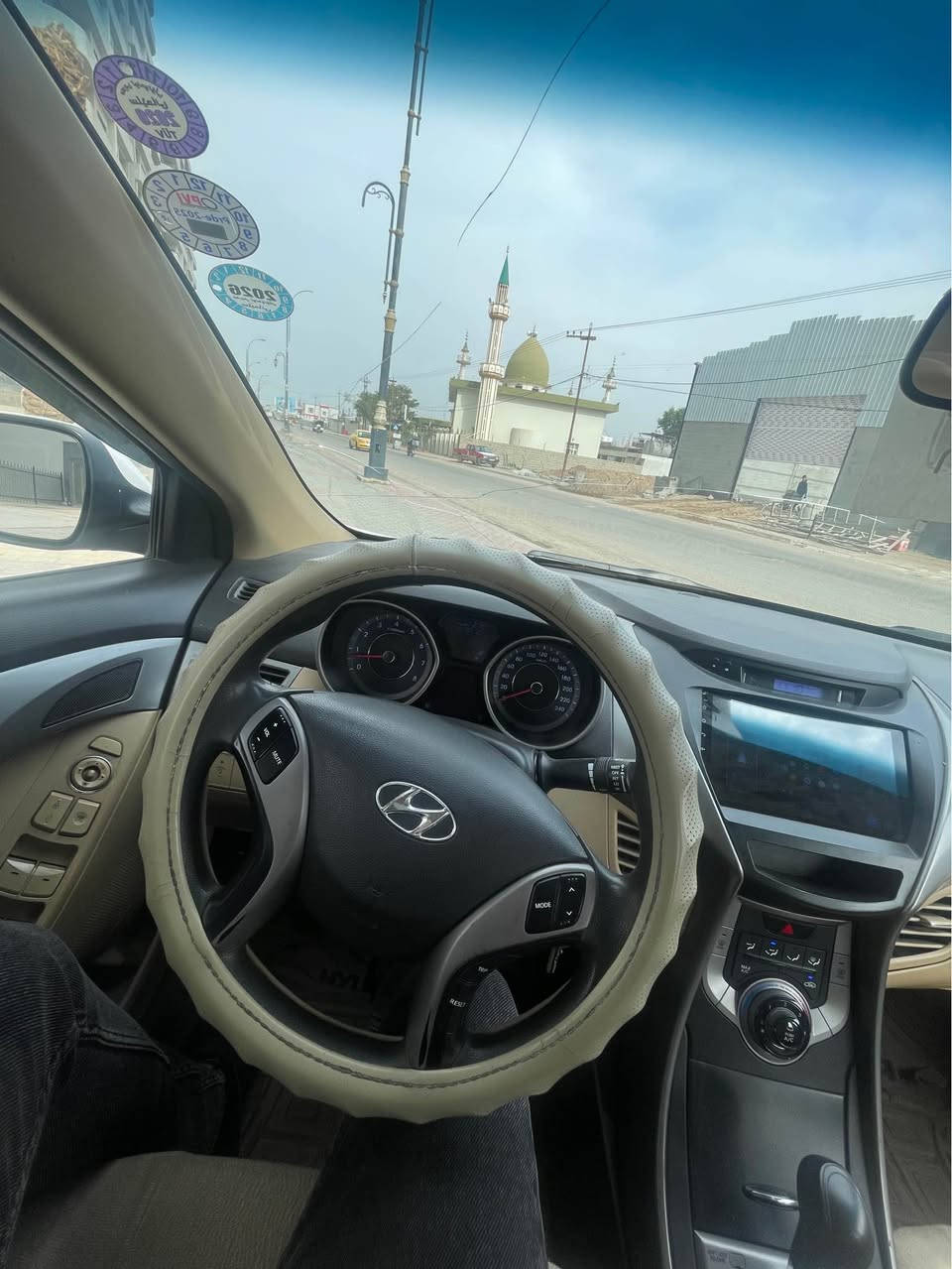 Elantra 2014 
سپی بەفری
ڕەقەم هەولێر تازە
مەکینە 18 مرغوب 
گێر و مەکینە بە شەرت
کشن جەگ
تحکم ستێرن
ئاوێنە کارەبا
Abs
ئۆتۆماتیک و عادی
شاشە و کامیرا 
فۆلیۆم
تەبرید و گەرمی بەشەرت
تایەی تازە 
تاخم پێش و پشتی بەشەرت 
هەزەی تازە و سەنەوی تا ٢٠٢٩ تازەیە
دەفتەر بانزین
‎160هەزار ڕۆشتووە
سەیارەی ماڵە بێ مەسرەفە 
بێ سبوغ
سەیارەکە لە کەرکووکە
سعری 119 و کەمێک مەجال 
گۆرینەوە ناکەم 
*********** كركوك, العراق
