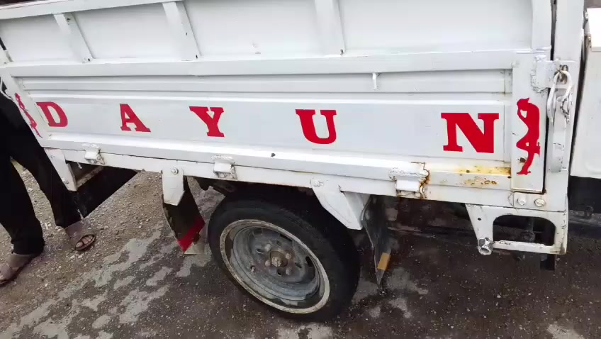 سلام عليكم ستوته البيع موديل 2021 ستوته جاهسه  توايرابو الخطه خشبات بدي هورنات بوش مكان بغداد عي طارق رقم التليفون ***********
