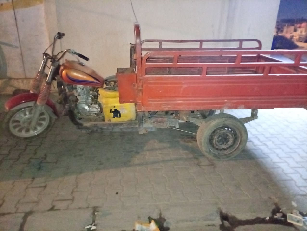 السلام عليكم متاح ستوته نيفان فرس  المكان البصره باقي التفاصيل يوجد واتساب ***********
