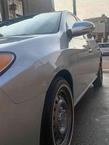 السلام عليكم النترا وارد مديل ١٠ السياره ليبل واحد ماعد جاملغ امامي حادثها بدون داخل. السياره بيها جلاتين بسبب الجراد لا ضربه ولا معجون مكينه الفين سياره جاهزه مابيها اي نقص ارقام وسنويه وهزه جديد  السعر ب٩٧  وبيها مجال. ***********
